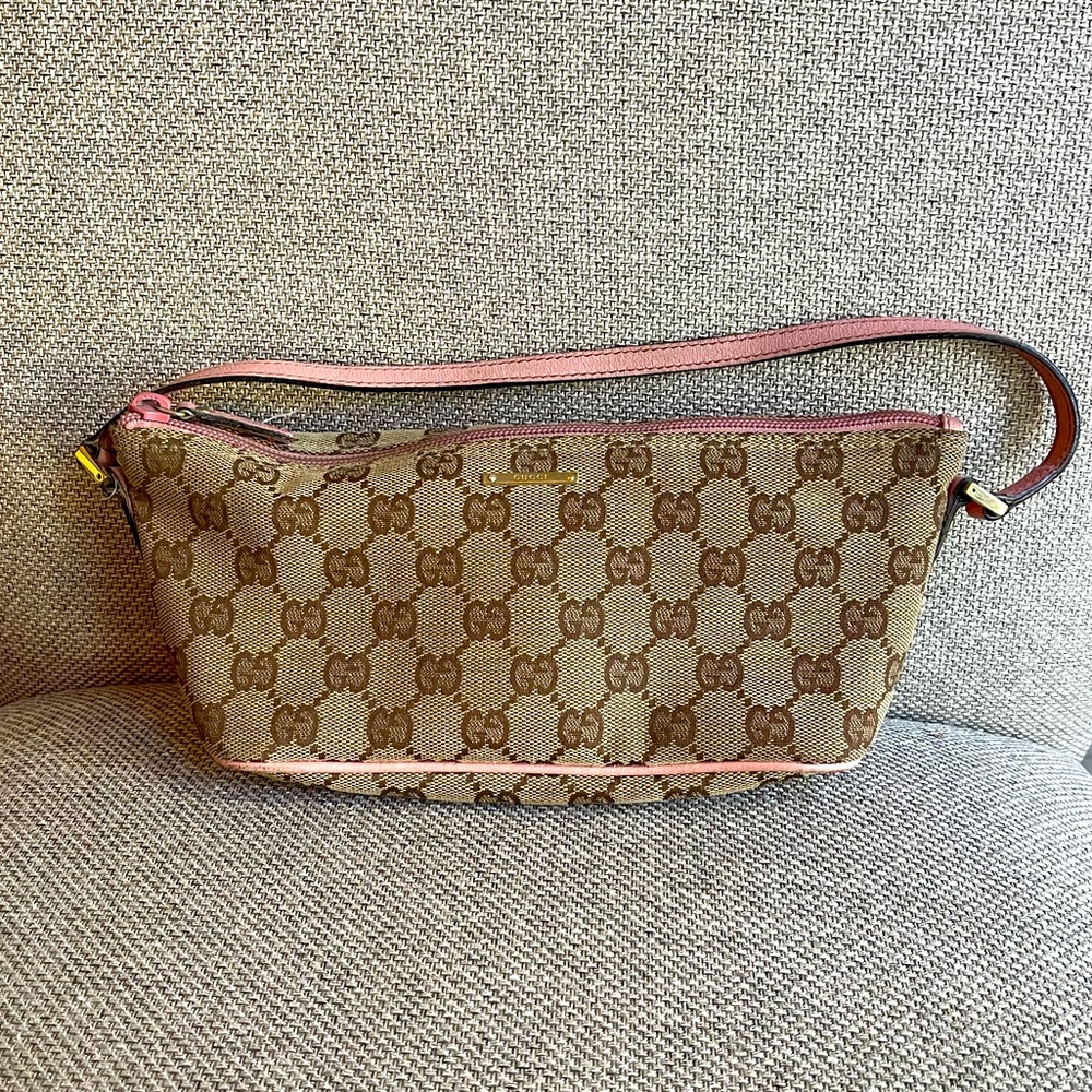 Vintage Gucci pochette boat bag with pink leather trim